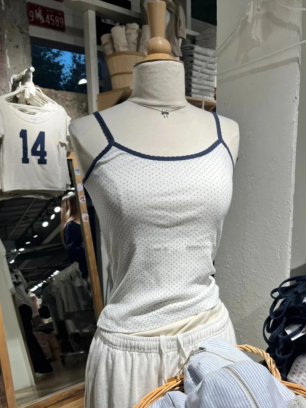 Camisole courte à pois à œillets pour femmes, haut court en fibre de coton, patchwork vintage, dente