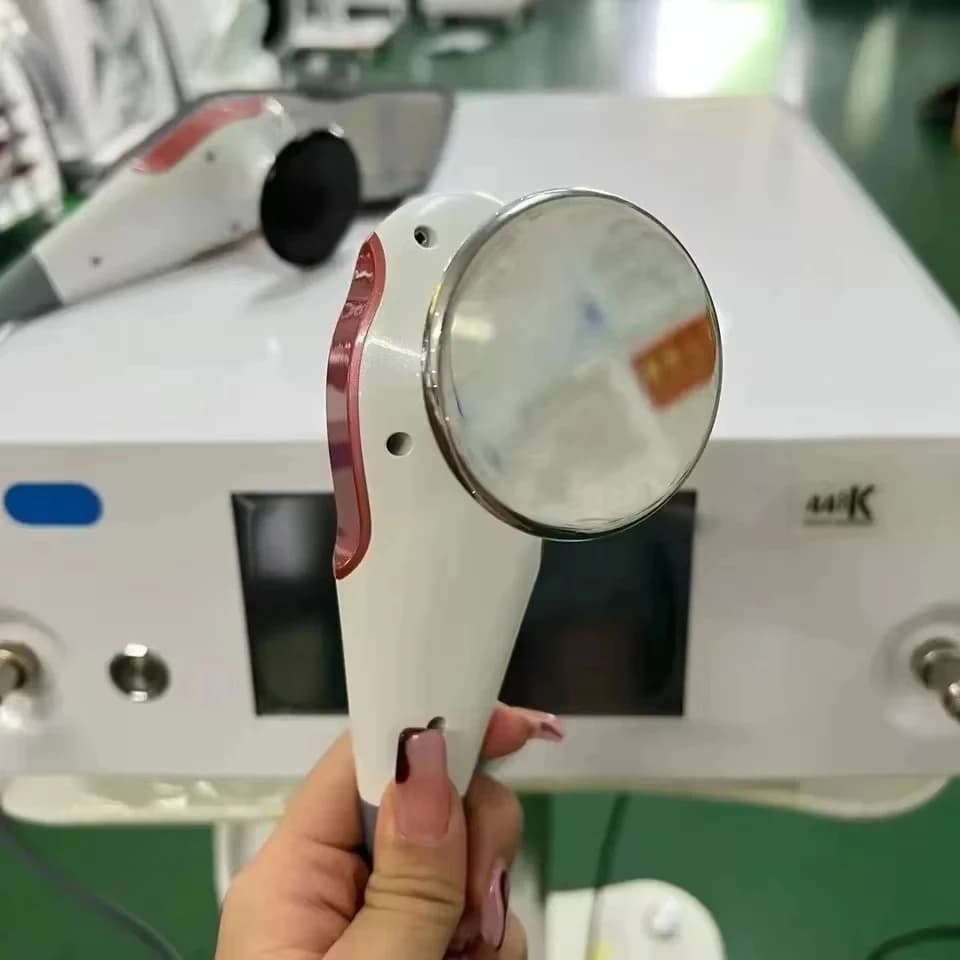 La dernière technologie de pénétration thermique INDIBA chaude RF perte de poids CET RET 448K douleu