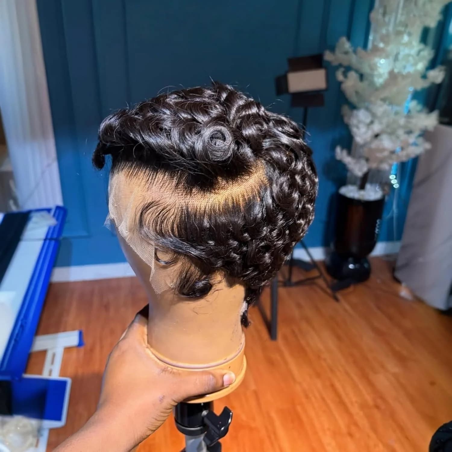 Perruques de cheveux humains avant de dentelle coupe lutin 13x4 perruques avant de dentelle Chic élé