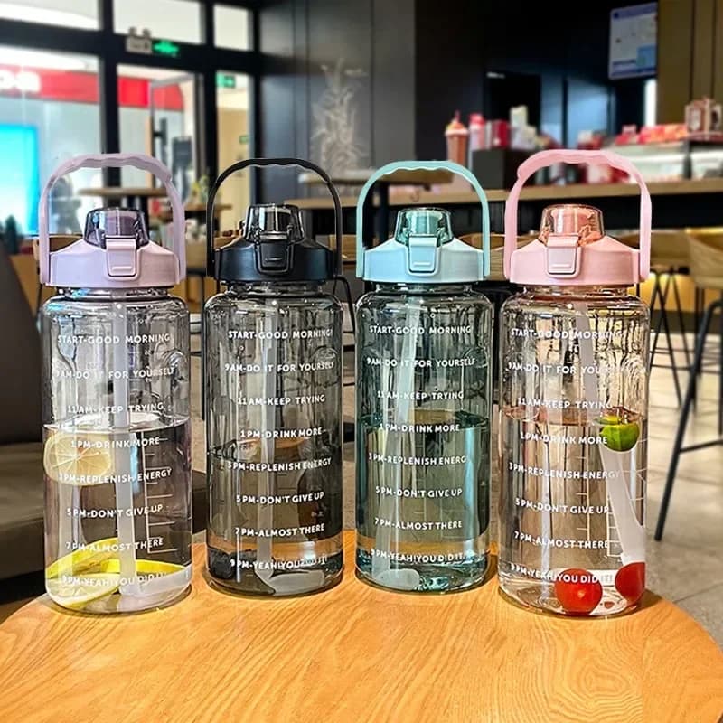 Bouilloire en plastique de 2 litres, grande bouteille d'eau de voyage Portable avec paille, tasse de