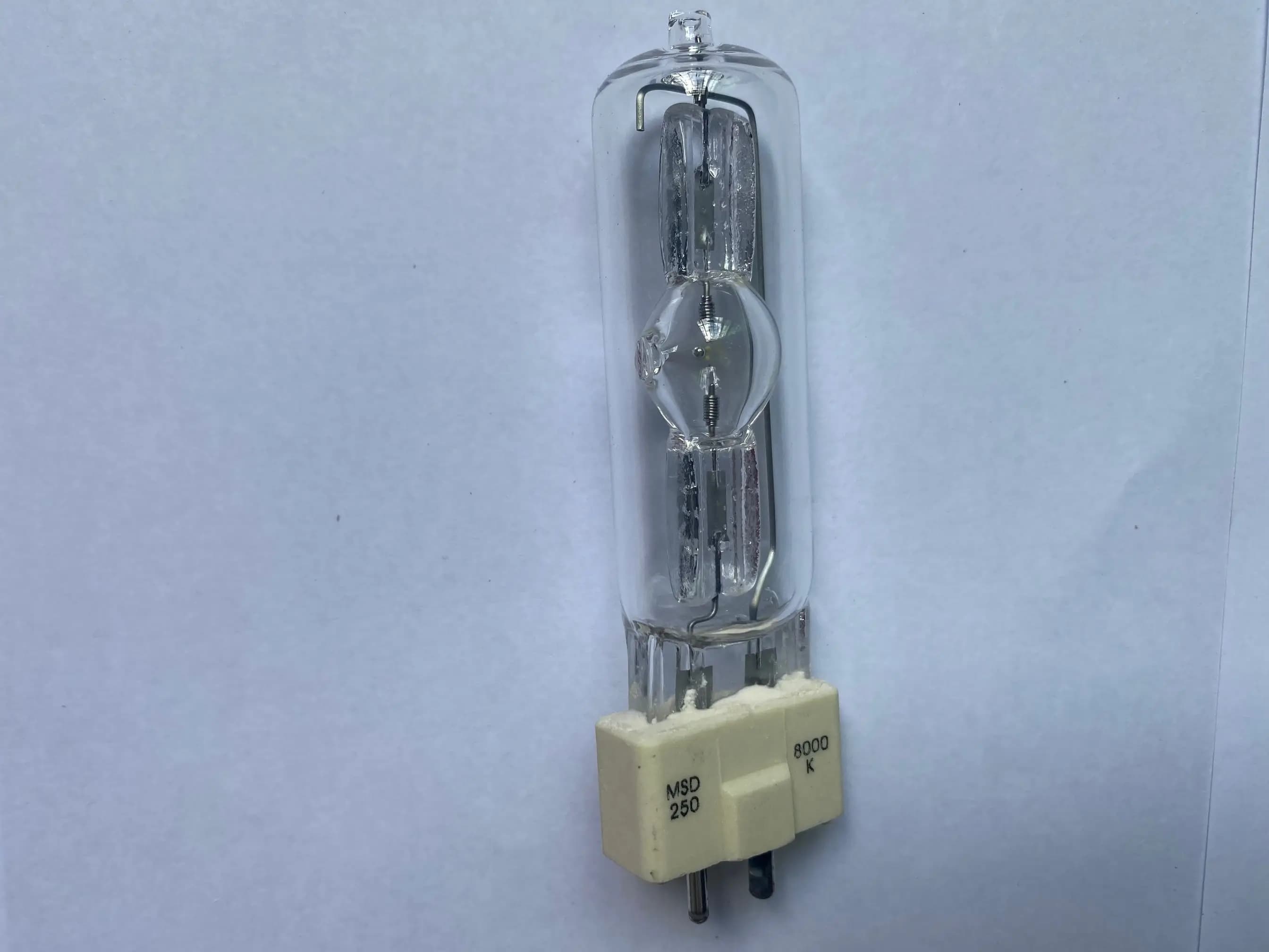 2024 nouvelle lampe d'éclairage de scène MSD 250/2 NSD MSD250W Watts 90V MSR ampoule 8000K lampe aux