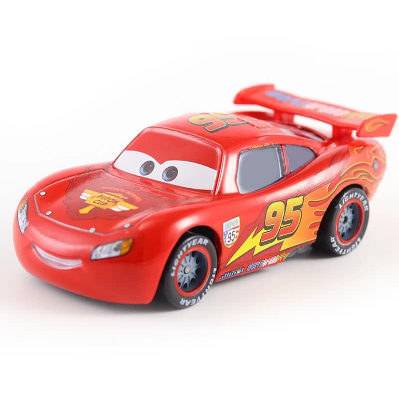 Disney-Mini voiture de course Pixar Cars 2, jouet Rains Mcqueen, 1, 3 casques de jeu, collection de 