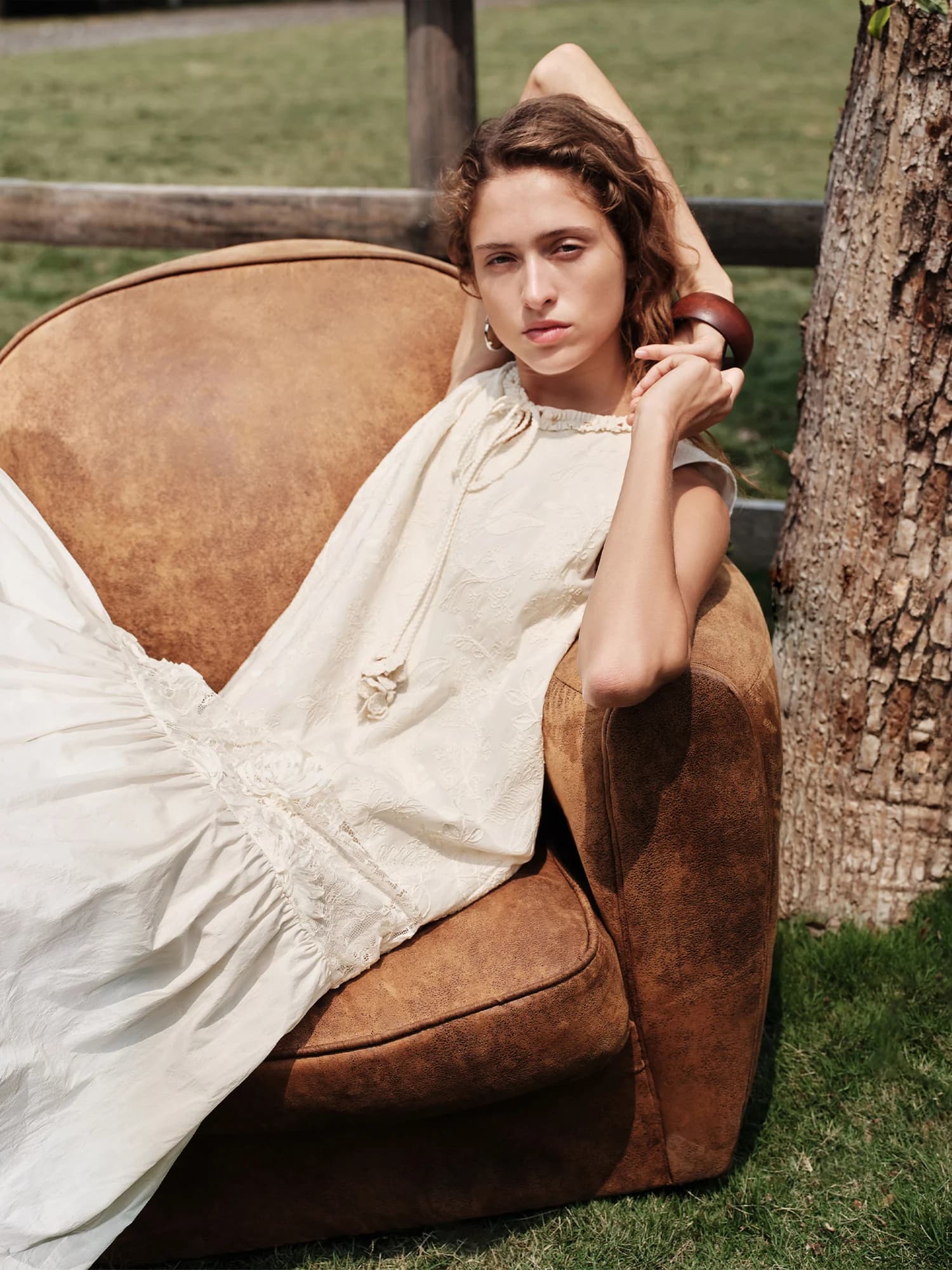 FSLE【Série Premium】Robes midi élégantes sans manches brodées en patchwork pour femmes, nouveau style