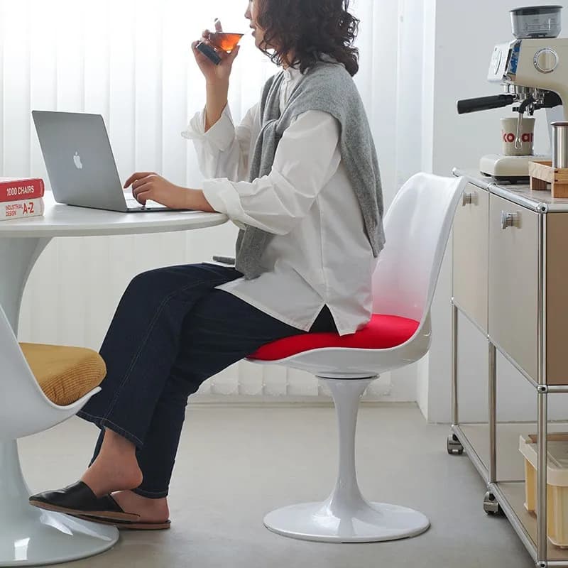 Chaise de Salle à Manger à Dossier Rétro, Tulipe Scandinave Simple, Résistante à 360, pour Étude, Or
