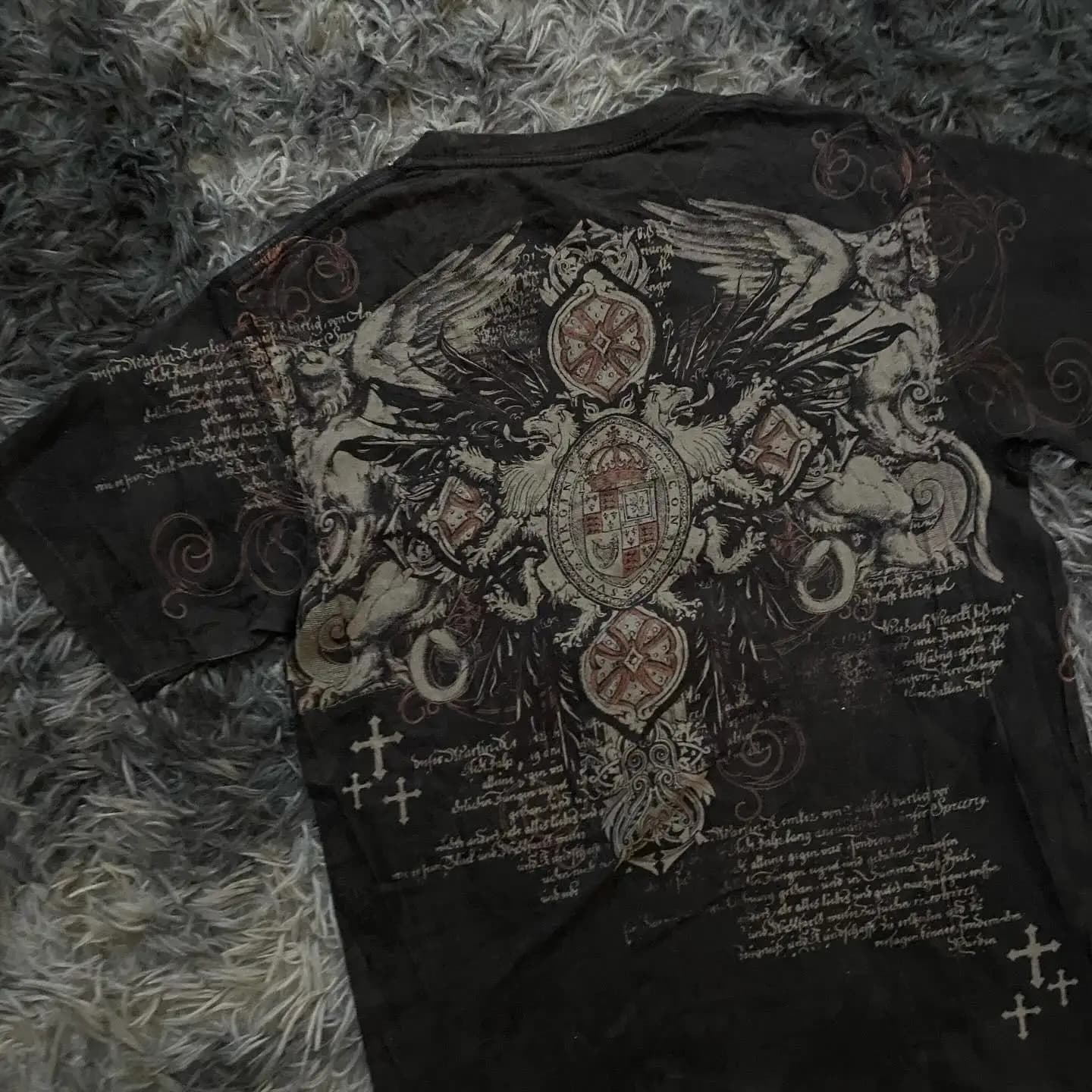Chemise d'impression de crâne d'affliction des années 2000, haut graphique de mode, vêtements de sty