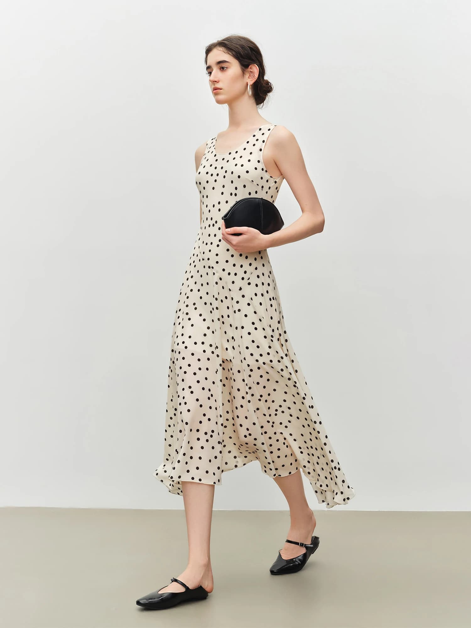 Robe nuisette diagonale rétro à pois en mousseline ZIQIAO pour femme, nouveau style été 2026, robe g