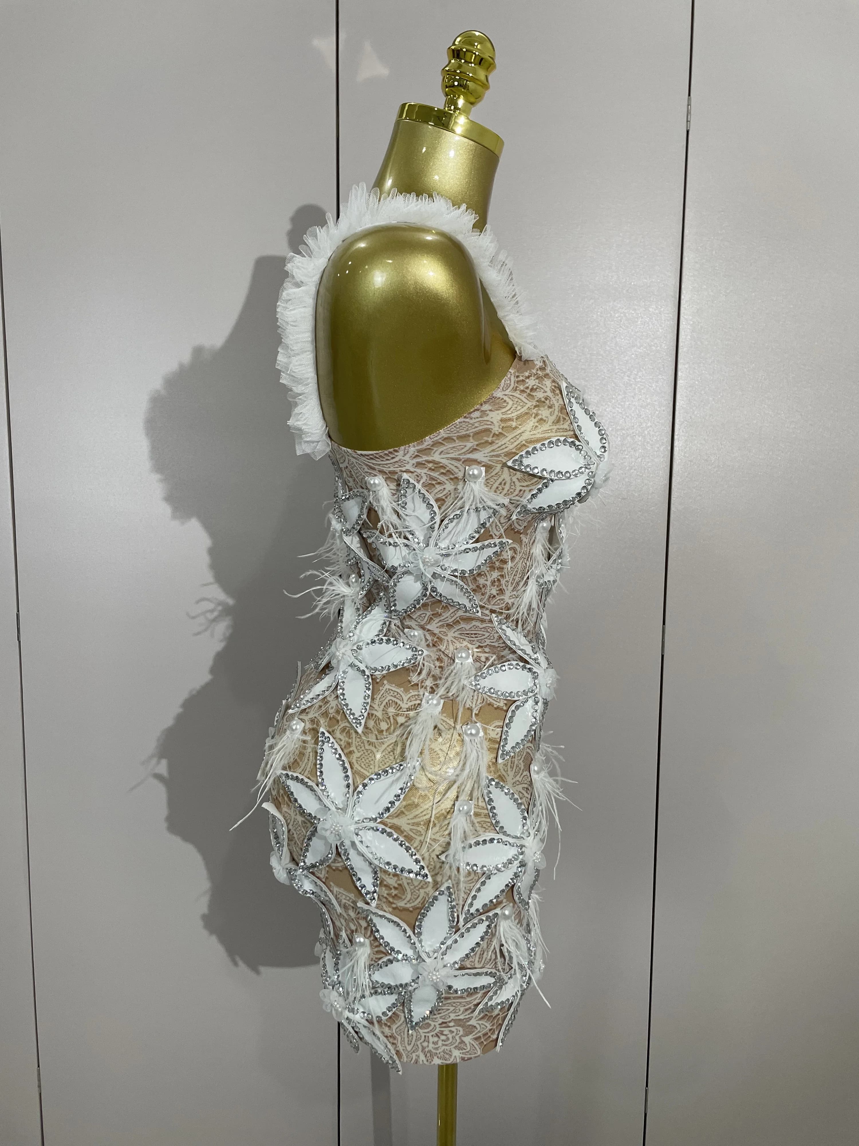 Sexy brillant diamant fleurs plumes blanc Transparent Slip robe courte soirée bal célébrer anniversa