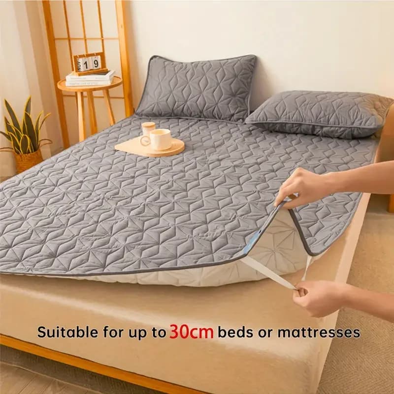 Protecteur de matelas imperméable – Housse de matelas respirante et silencieuse avec 4 sangles d'ang