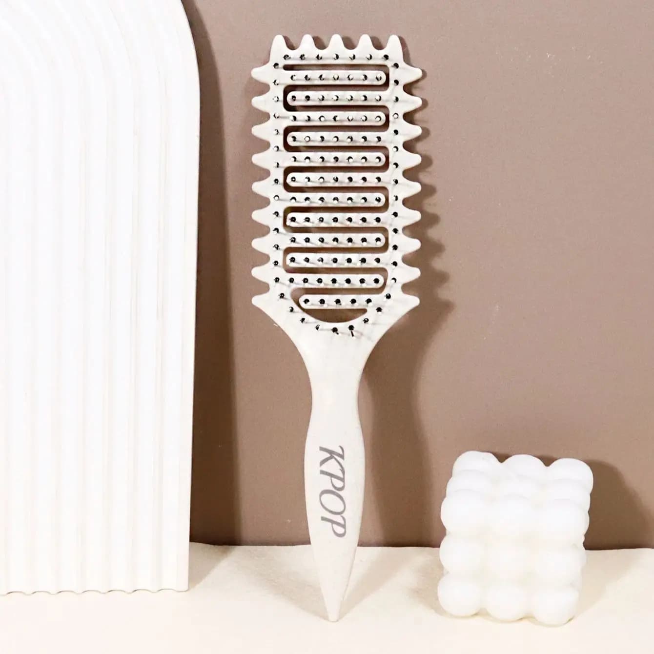 Brosse à friser KPOP - Poils en nylon et manche ABS pour créer une coiffure bouclée Spécial pour per