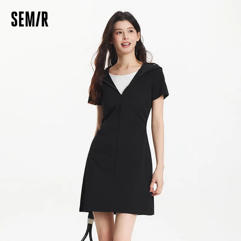 Robe Femme Semir à Capuche 2026 Effet Deux Pièces Coupe Ajustée Taille Plissée Style Urbain Décontra