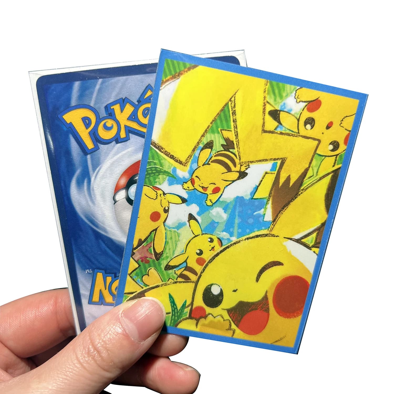 60 pièces 66x91mm Pikacu couverture pour TCG/PKM cartes à collectionner jeux de société mignon Anime