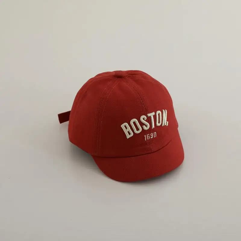 Nouvelle mode bébé lettre casquettes à pointe enfants broderie casquette de Baseball fille crème sol