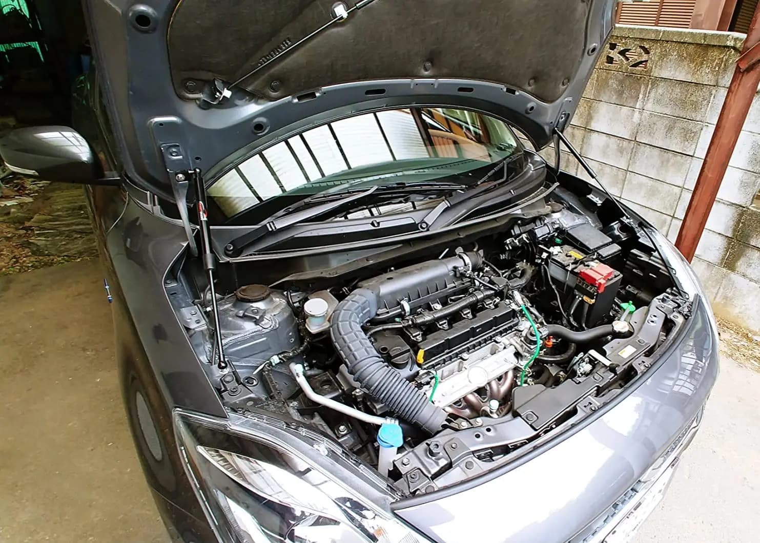 Capot avant en Fiber de carbone pour Suzuki Swift A2L, Support d'amortisseurs de choc, avec entretoi