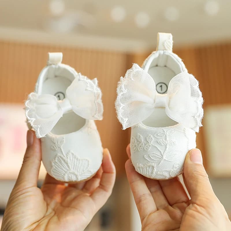 Mignon blanc dentelle bébé fille princesse chaussures bébé mocassins Moccs chaussures nœud frange se