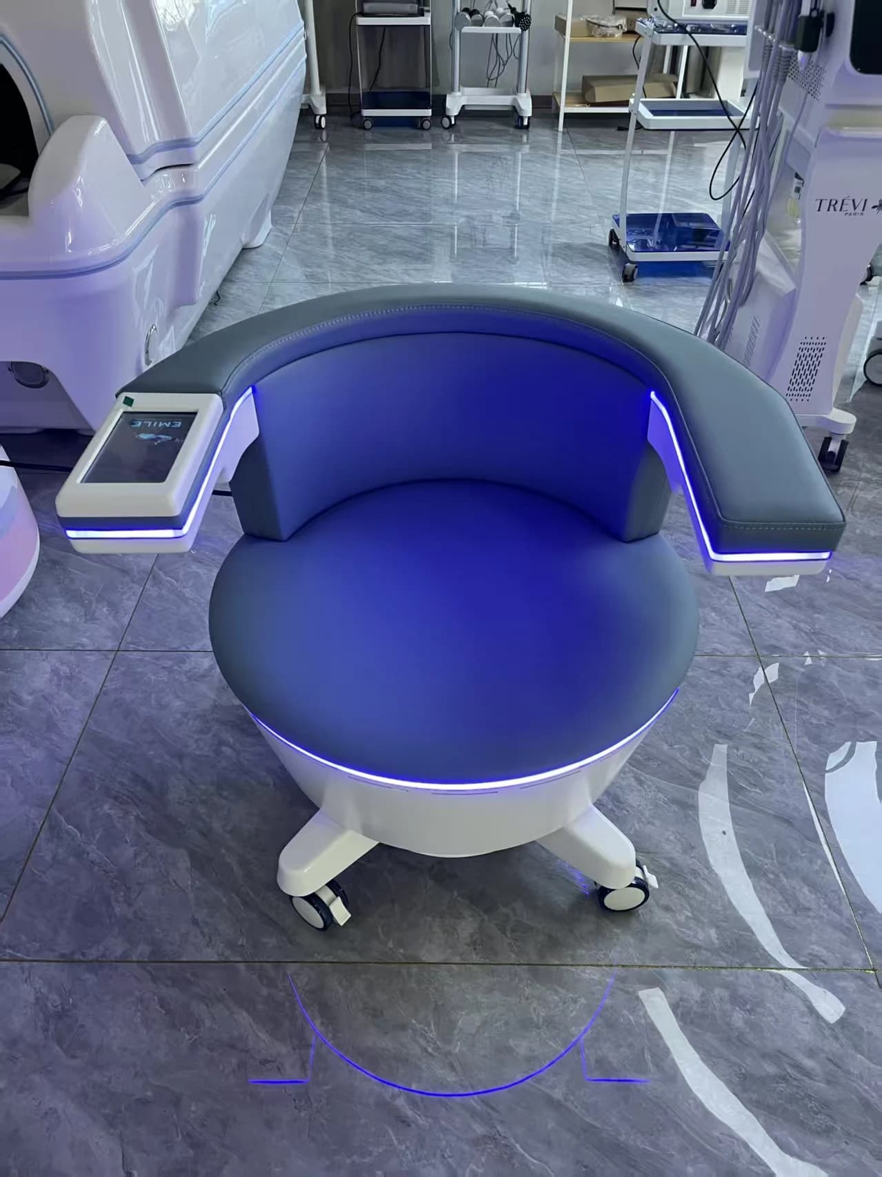 Chaise de plancher pelvien électromagnétique Non invasive 2025EMS, chaise de renforcement des muscle