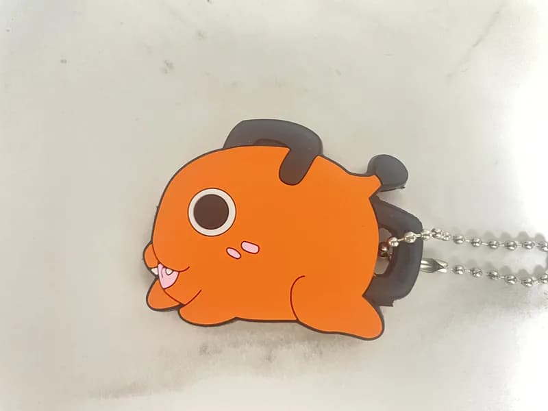 Anime tronçonneuse homme Pochita dessin animé clé housse accessoires mignon porte-clés porte-clés po