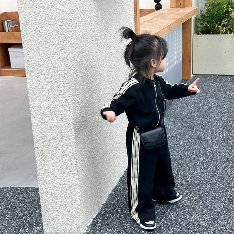 Ensembles décontractés à la mode pour filles, costumes de sport pour enfants, veste à manches longue