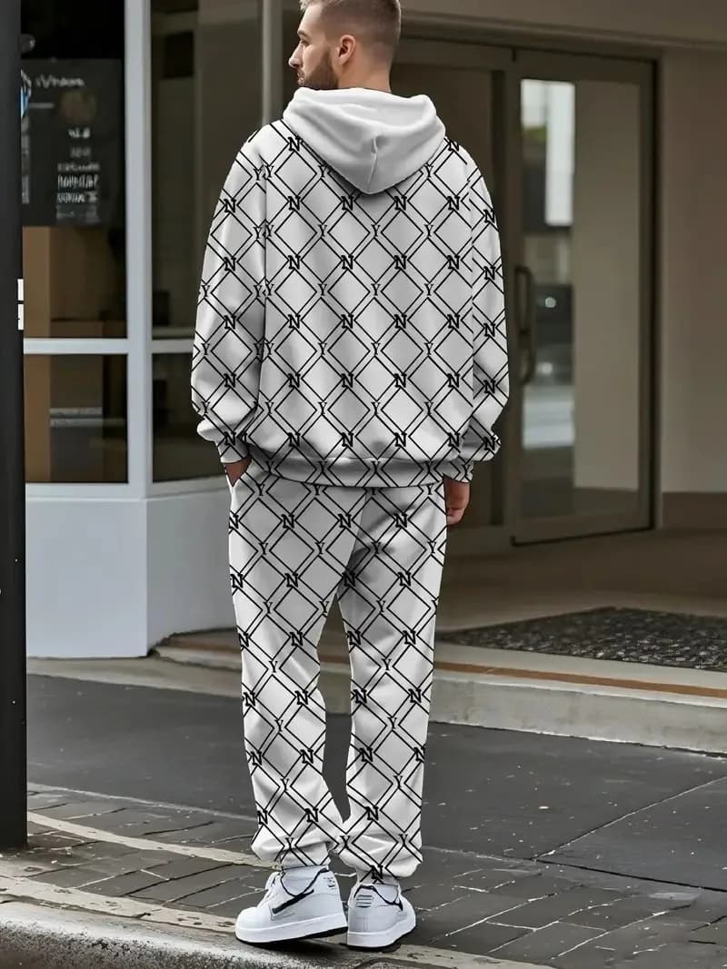 Le nouvel ensemble pour hommes pour le printemps et l'automne 2025 présente une impression de motifs