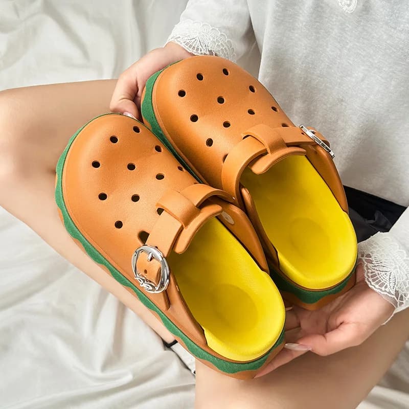 Nouvelles pantoufles d'extérieur pour femmes, collection été 2025, motif burger de dessin animé, ant