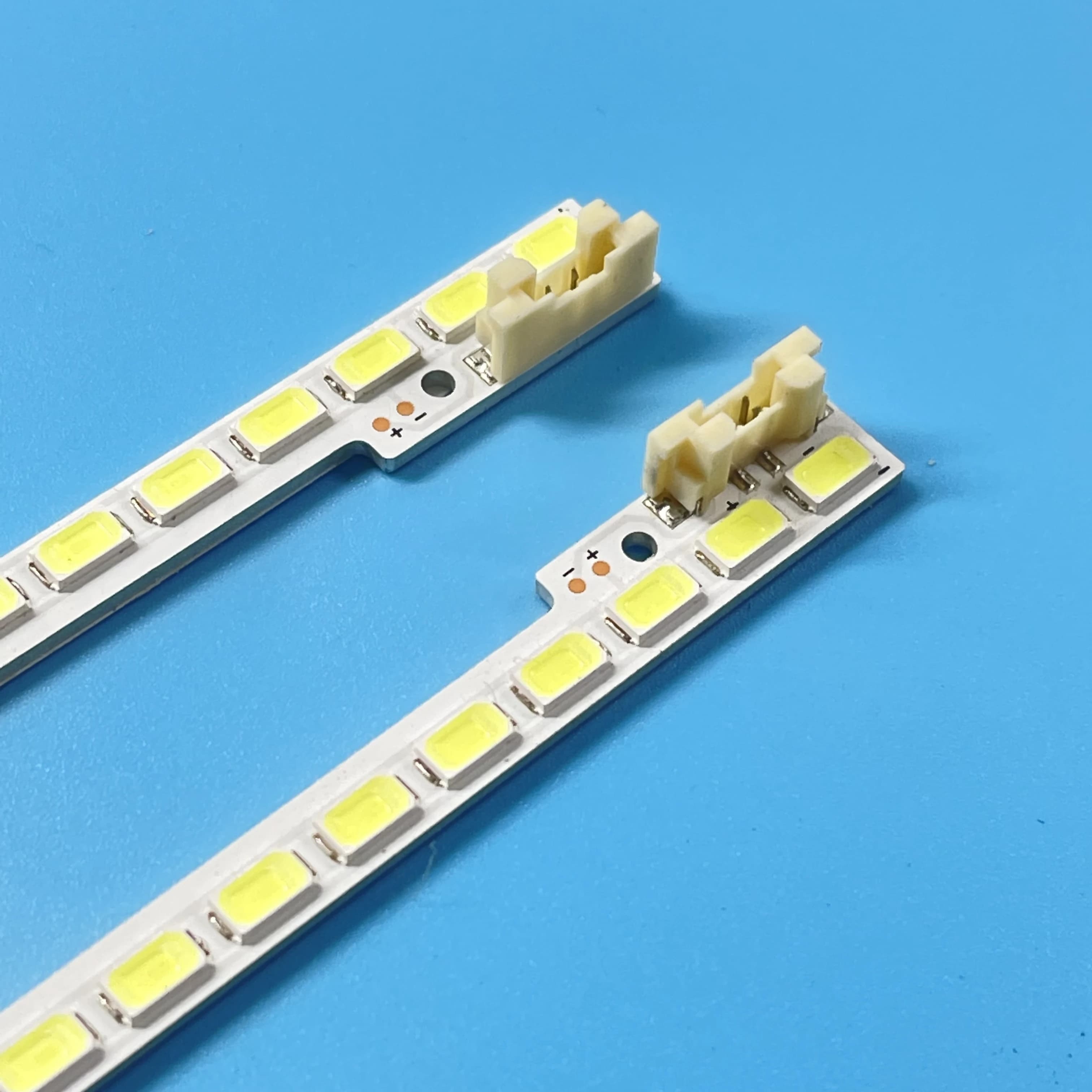 Bande de rétroéclairage LED pour TV 40 ", ue40d5520rw, UE40D5000, UA40D5000, BN64, 01639A, LTJ400AVE