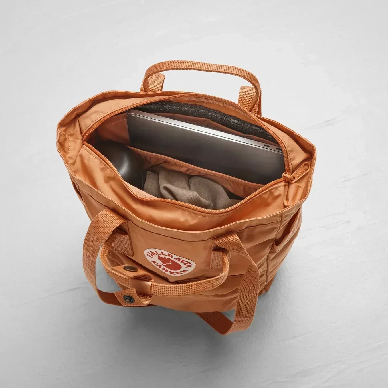 Fjallraven Kanken – sac à bandoulière Original, sangle d'épaule réglable, Double sac à bandoulière t