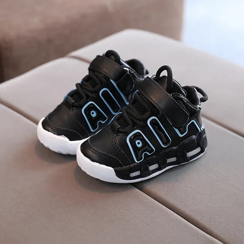 Chaussures de sport coordonnantes respirantes pour enfants, motif de lettres colorées, boucle à croc