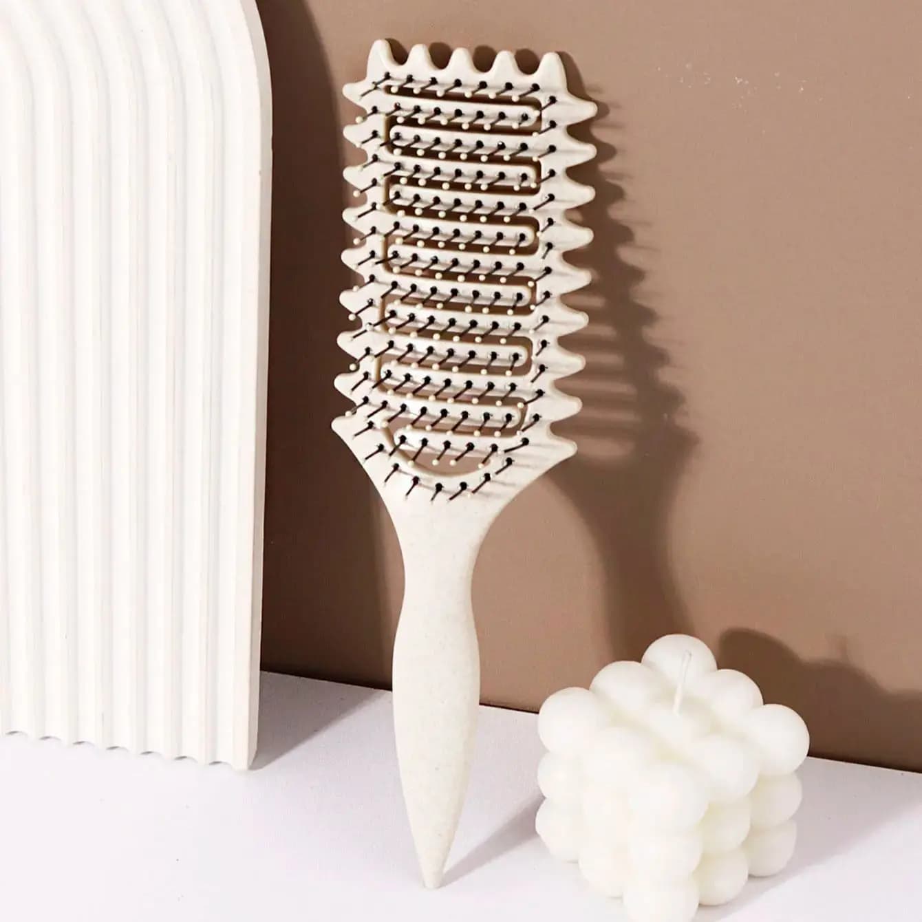 Brosse à friser - Peigne de massage creux, crinière en nylon, manche en plastique ABS, poignée confo