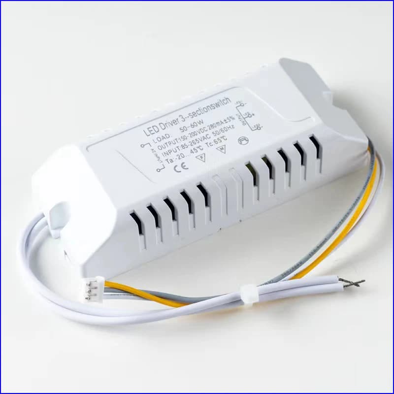 Pilote LED d'isolation d'entrée AC 85-265V avec transformateur LED 3 couleurs (25-36W) (36-50W) × 2 