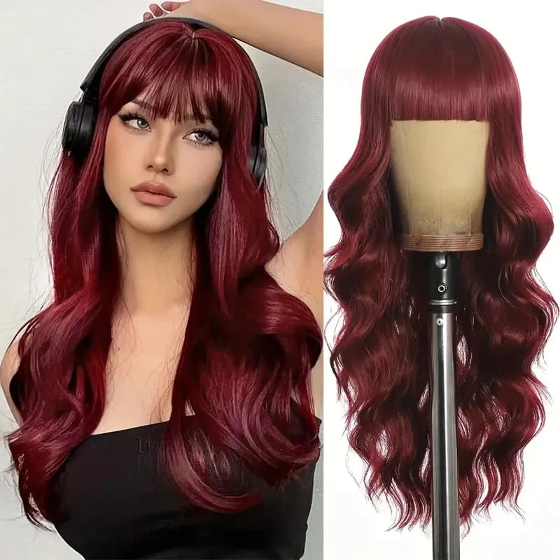 Perruque synthétique couleur vin rouge avec cheveux longs bouclés et frange pour un usage quotidien 