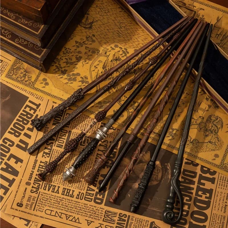 Baguettes Magiques en Métal 2026 : Modèles Malfoy, Voldemort, Hermione, Ron, Bellatrix, McGonagall -