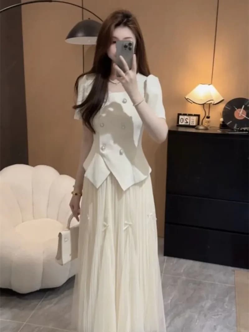 Costume d'été français haut de gamme pour femmes, mode bouffante, manches courtes, veste à boutonnag