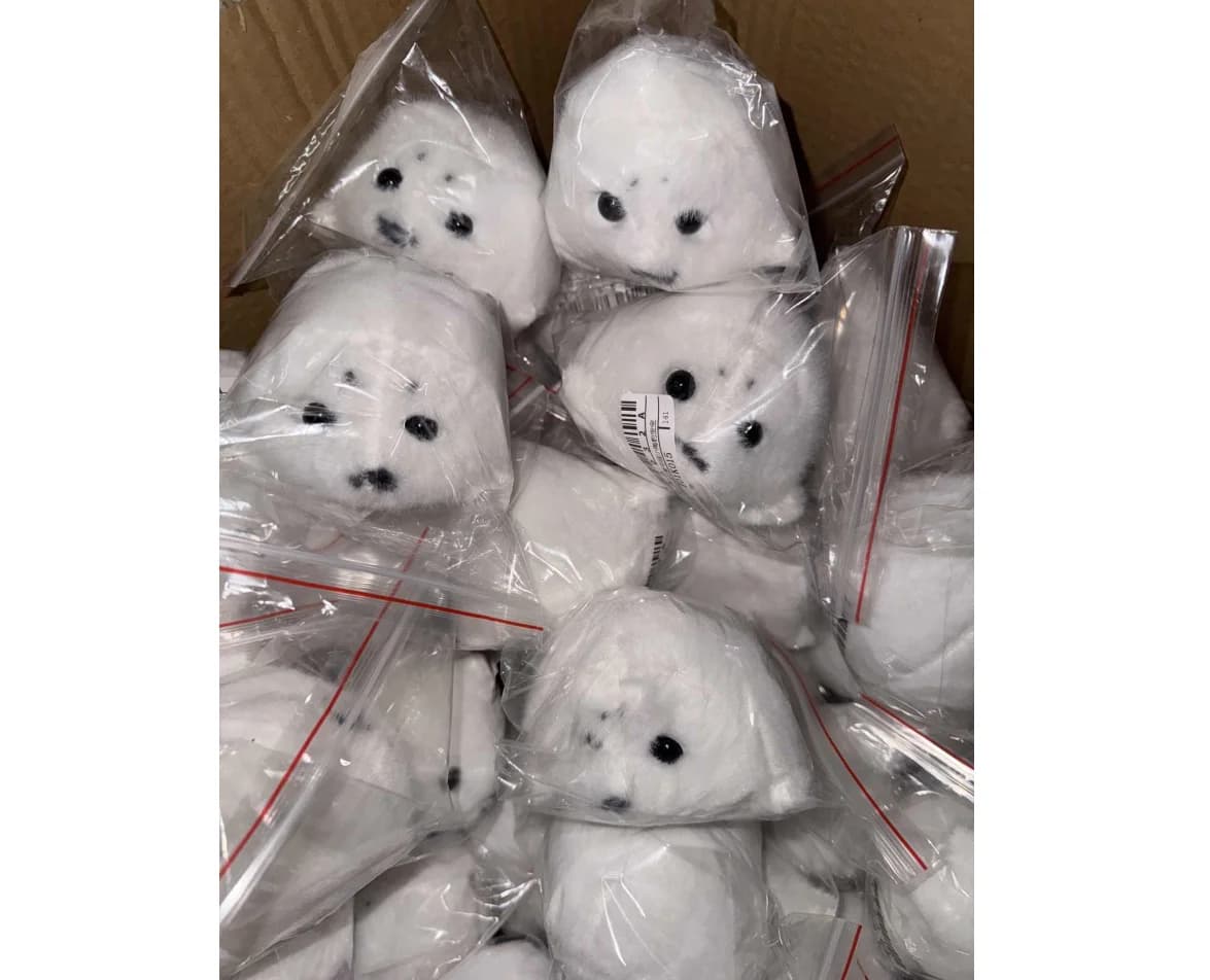 Porte-clés en peluche avec sceau gris doux, pendentif Animal en peluche, poupée en peluche à la mode