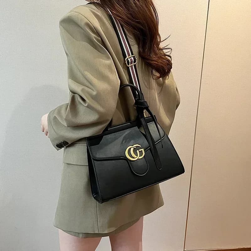 Sac à dos de voyage léger en nylon pour femme 2026, imperméable et antivol, grande capacité, sac à b