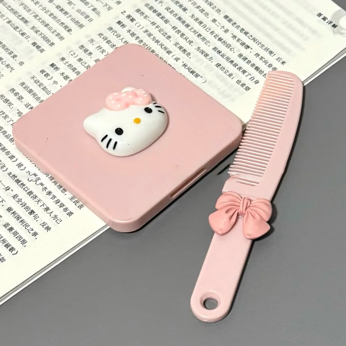 Nouveau miroir à poignée de chat rose avec peigne, miroir de maquillage Portable, miroir en forme de