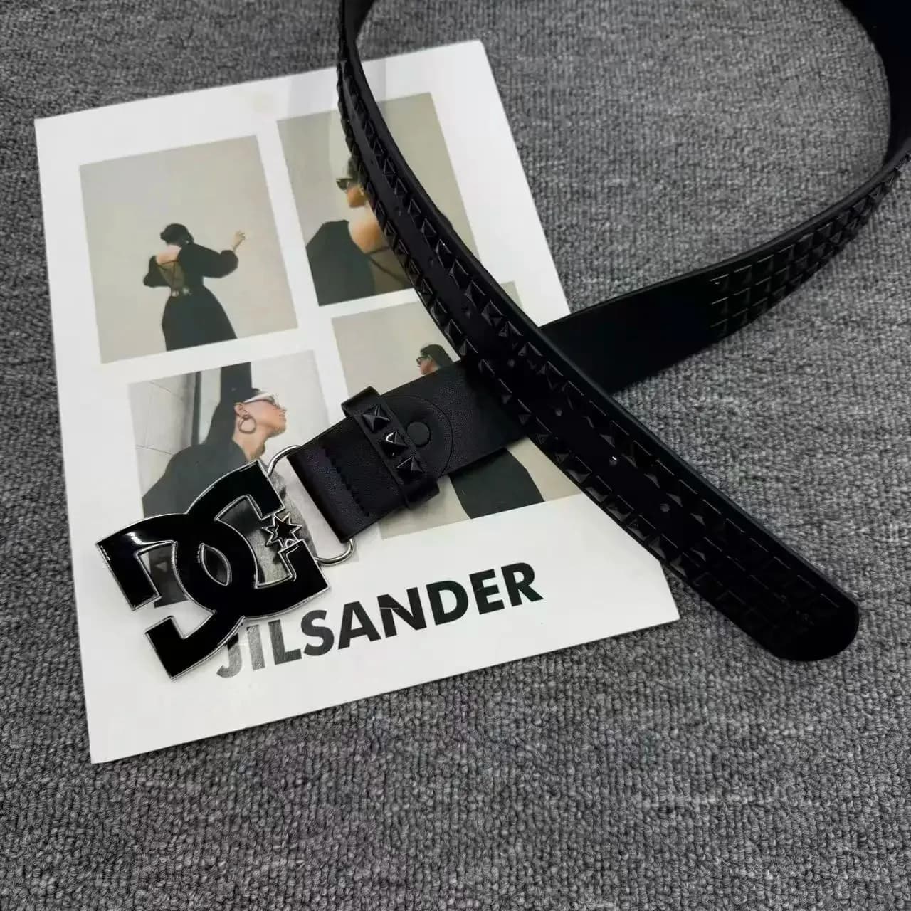 Ceinture de luxe punk 2026 pour femmes et hommes – Style Y2K, design clouté, boucle métallique de ha