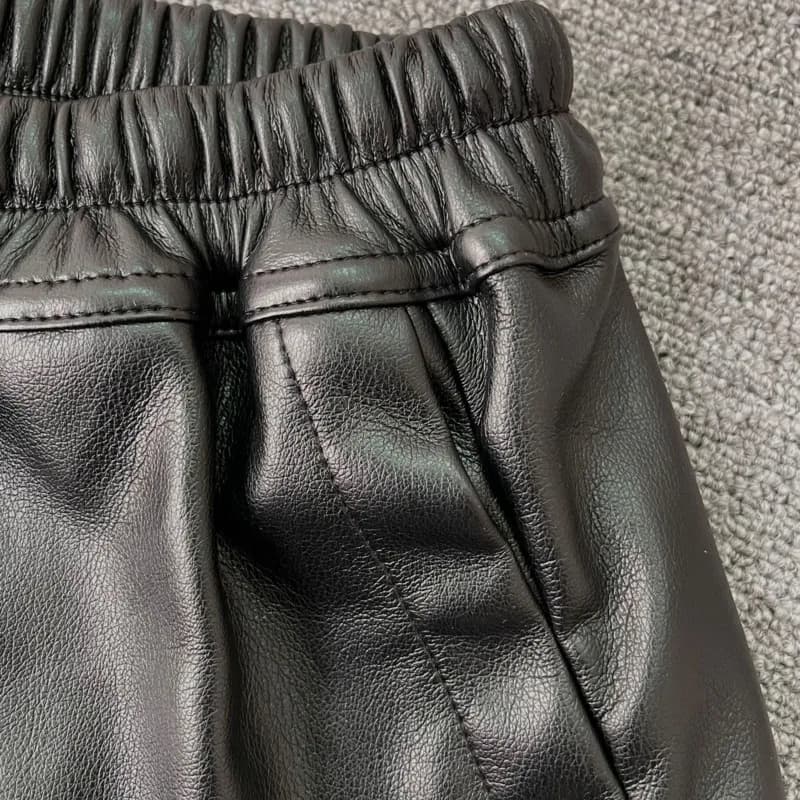 Shorts en cuir PU pour femmes HKSH 2026, style sombre RO, fente latérale, bloc de couleur, taille él