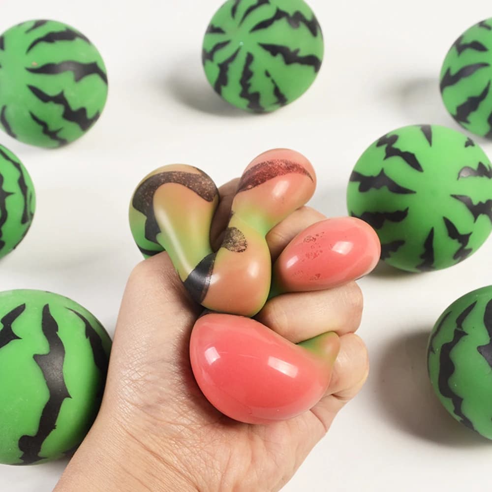 Jouet spongieux doux aux fruits de fraises – Soulagement du stress à montée lente pour enfants et ad