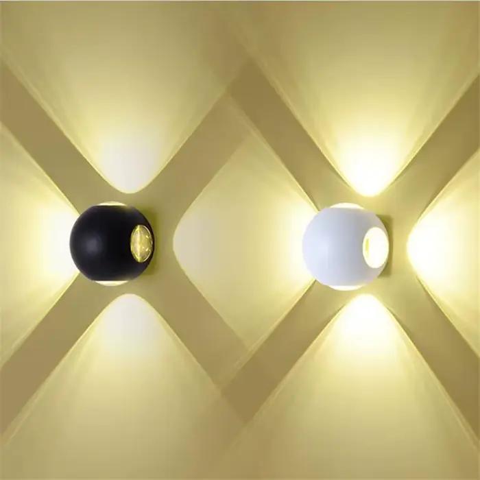 Applique Murale Extérieure Étanche en Aluminium, Luminaire Décoratif d'Nik, Idéal pour une Cour, un