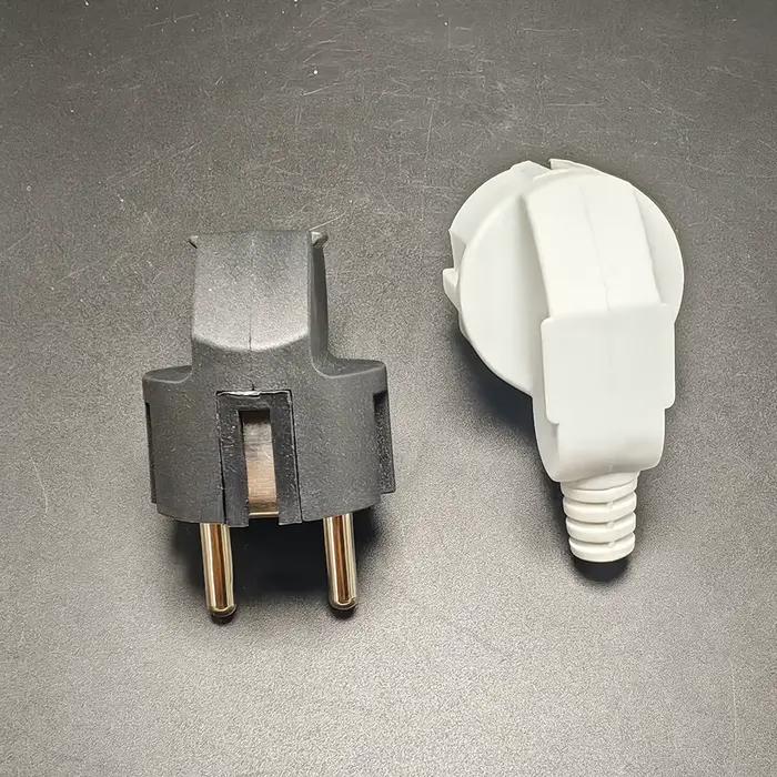 Prise filaire de style européen 4.8mm 16A 250V avec protection contre les surtensions pour installation électrique sécurisée et moderne