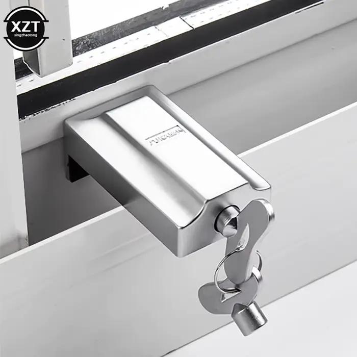 Serrure à clé de sécurité pour portes coulissantes