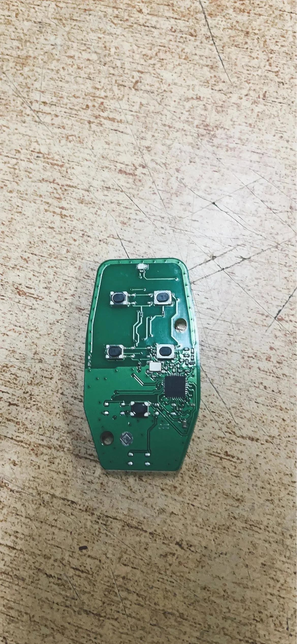 KEYECU A2C97635100 pour Alfa Romeo Giulia Stelvio 2016 2017 2018 2019 2020 2021 2022 4A puce 433MHz