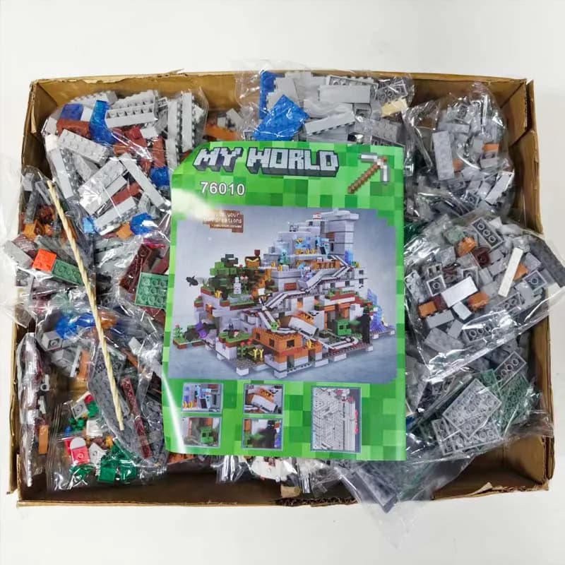 The Mountain Cave Elevator Village Tree House 21137 Jeu de puzzle en blocs de construction avec figu