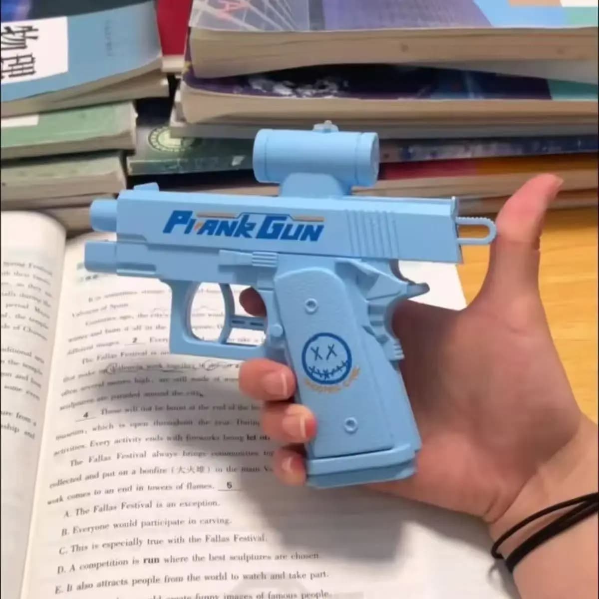 Pistolet à eau inverse Double face drôle-jouet de farces d'été, Mini pulvérisateur d'eau tactique po