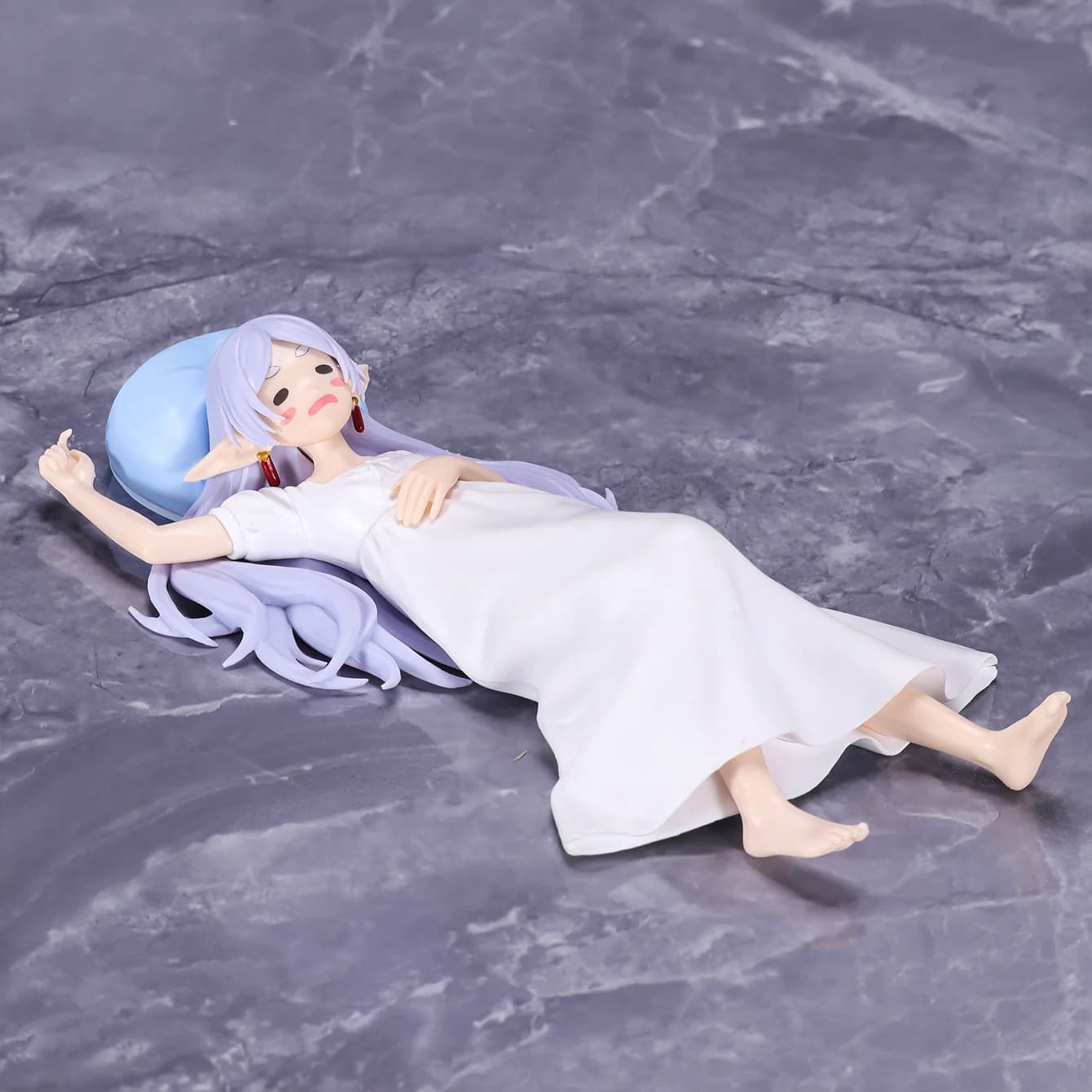 Frieren, Fern, Figurine d'anime, Articles d'anime, Cadeau d'anime pour l'anniversaire des amis, Stat
