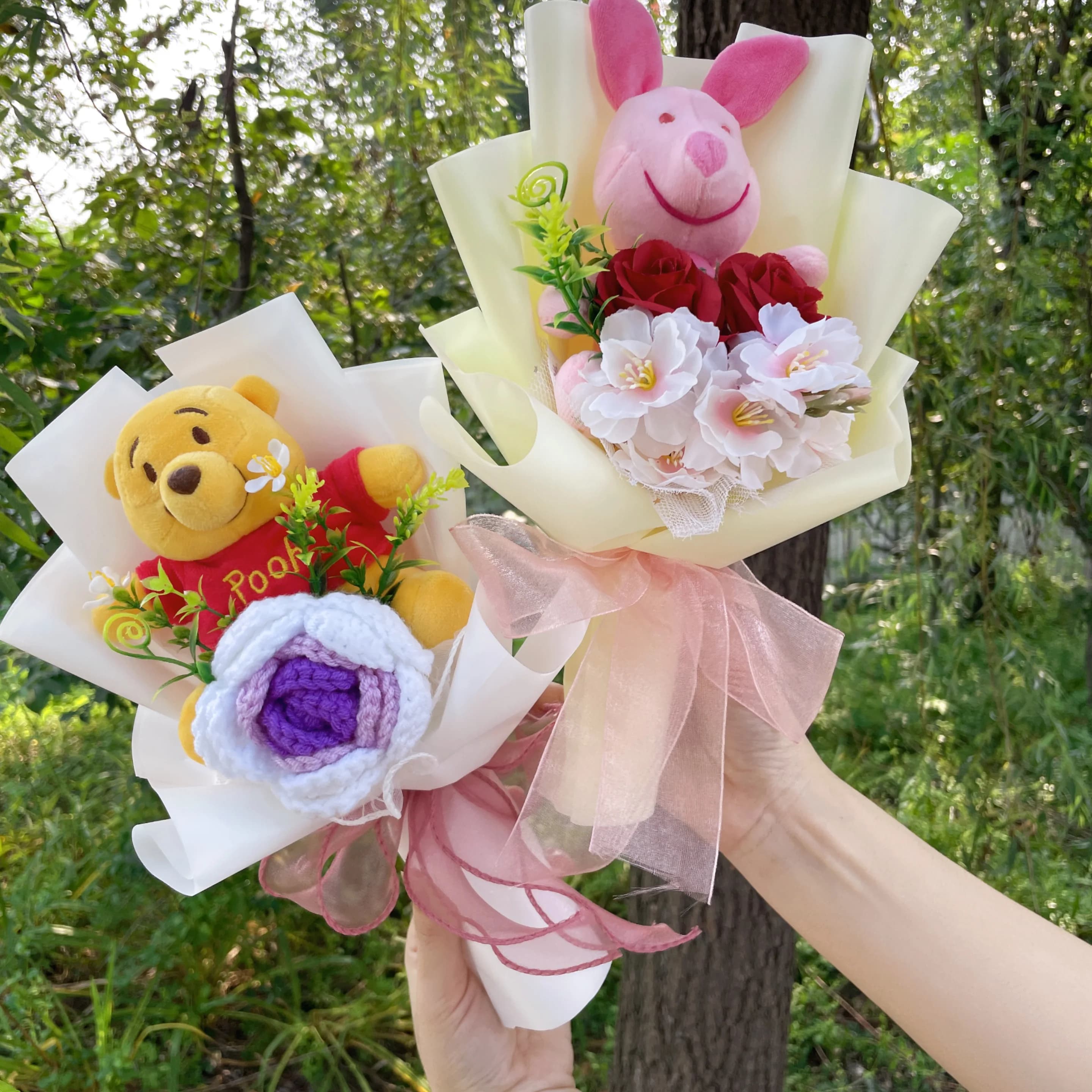 Poupée en peluche Winnie l'ourson, jouet de dessin animé, Bouquet de fleurs fait à la main, cadeaux