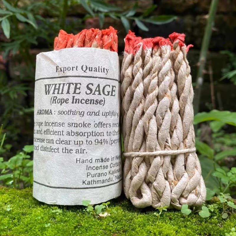 Encens en ULfait main à la sauge blanche népalaise, aromathérapie naturelle, supporter fie l'air, él
