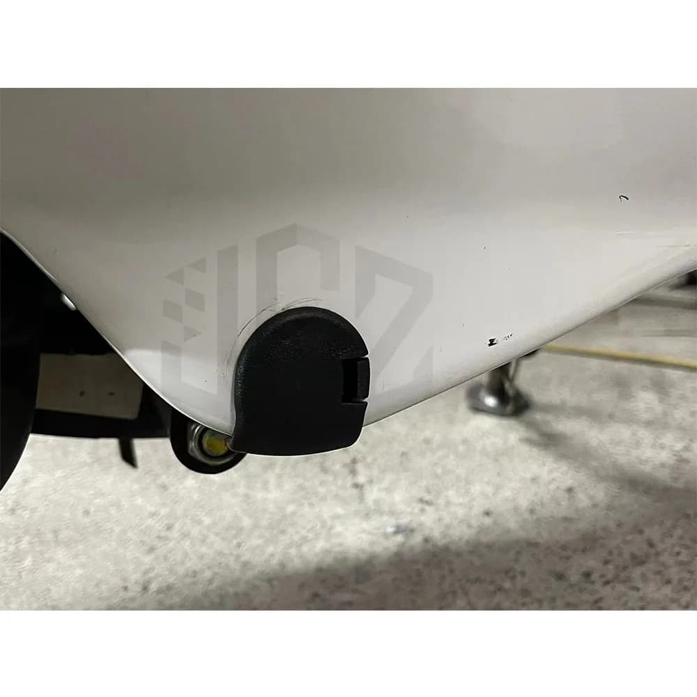 Bouchon latéral de châssis ABS de moto, couvercle étanche, bloqueurs en plastique pour VESPA Sprint