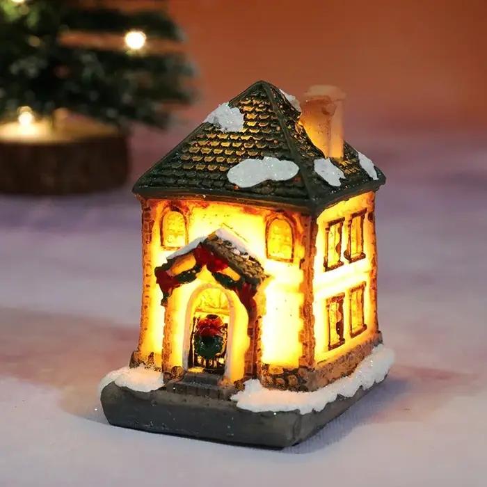 Maison de noël ornements lumineux cadeau