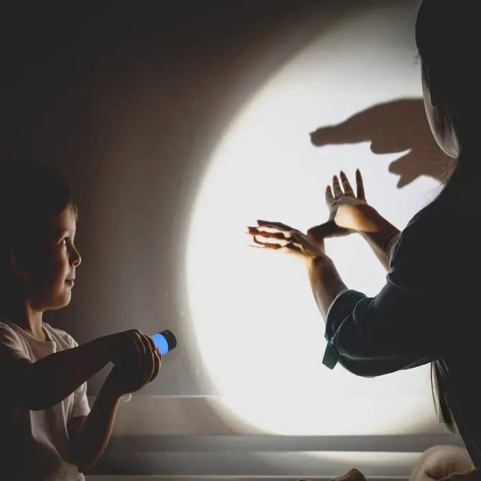 USB Rechargeable LED multifonctionnel forte lumière poche porte-clés lampe de poche étanche en plein