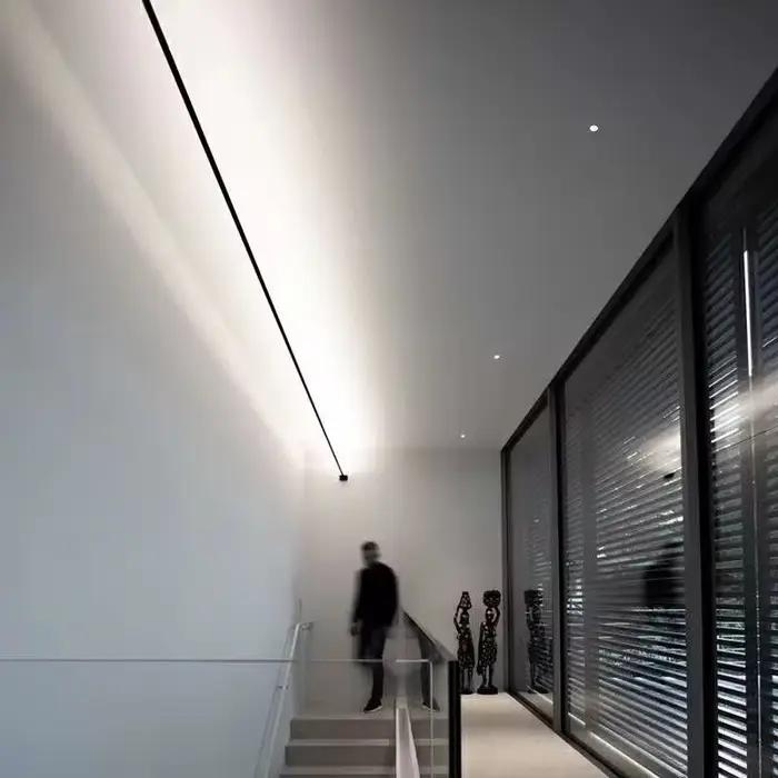 Mur LED lumière moderne horizon bande d'acier lumineux linéaire créatif